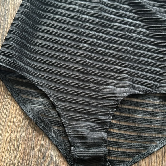 Bodysuit - Picture 3 of 6